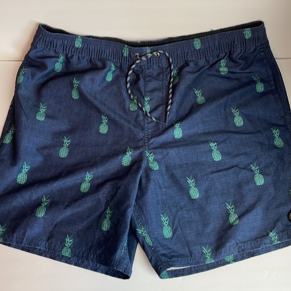 O’Neill Blue with Pineapples Board Shorts Size XL